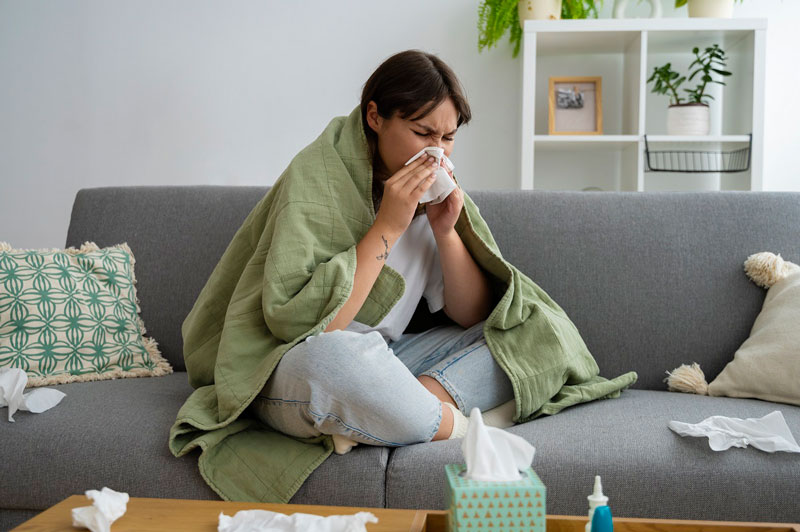 Nguyên nhân phổ biến gây ra cảm cúm là do sự tấn công của virus cúm