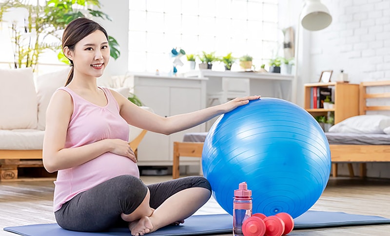 Mẹ bầu nên giữ tâm lý ổn định, hạn chế căng thẳng trong giai đoạn cuối thai kỳ 