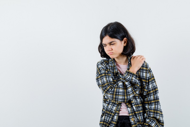 Phần lớn trường hợp nổi cục u sau lưng không đau là khối u mỡ lành tính