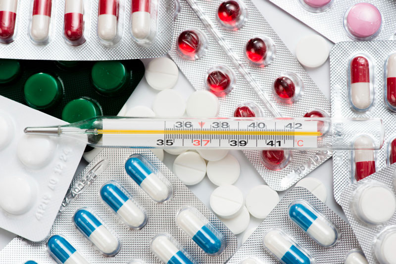 Một số loại thuốc hạ sốt như Acetaminophen, Ibuprofen thường được chỉ định cho người bị sốt siêu vi