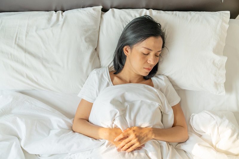 Nếu mang thai ra máu nhưng không đau bụng, mẹ bầu cần nghỉ ngơi và quan sát tình trạng gặp phải