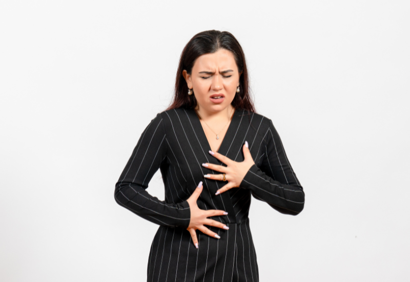 Phụ nữ xuất hiện dấu hiệu nghi ngờ bệnh tuyến vú nên thực hiện chụp nhũ ảnh