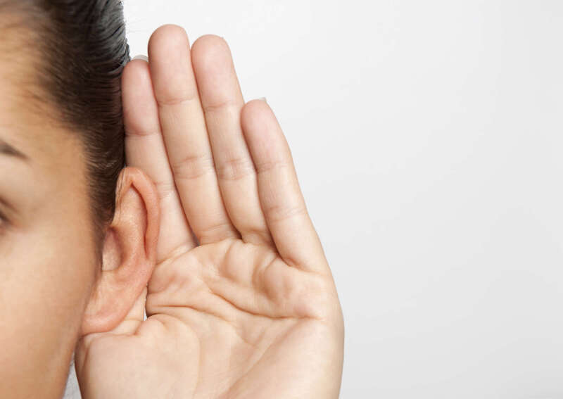 Những triệu chứng của viêm ống tai ngoài là gì?
