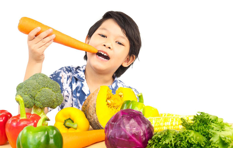Duy trì chế độ dinh dưỡng hợp lý sẽ giúp cơ thể bé nhanh hồi phục