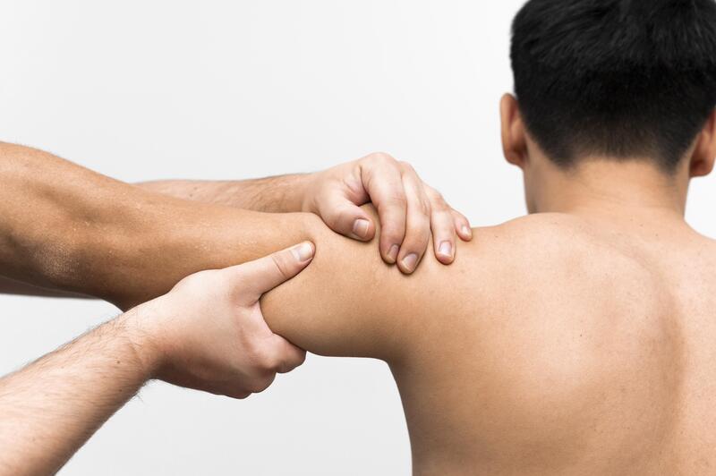 Không nên bấm huyệt khi đói hoặc vừa ăn no