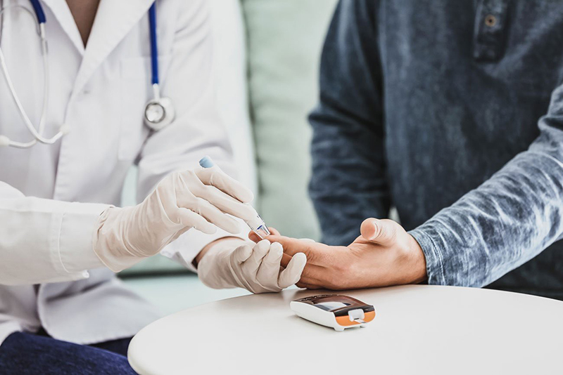 Nhờ được điều trị và quản lý bệnh theo hình thức BHYT, bác T. kiểm soát tốt bệnh lý và phòng ngừa hoàn toàn các biến chứng nguy hiểm