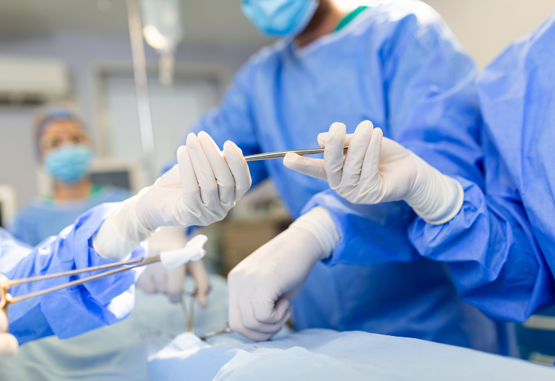 Mổ sỏi thận giúp loại bỏ các viên sỏi hình thành trong thận hoặc đường tiết niệu