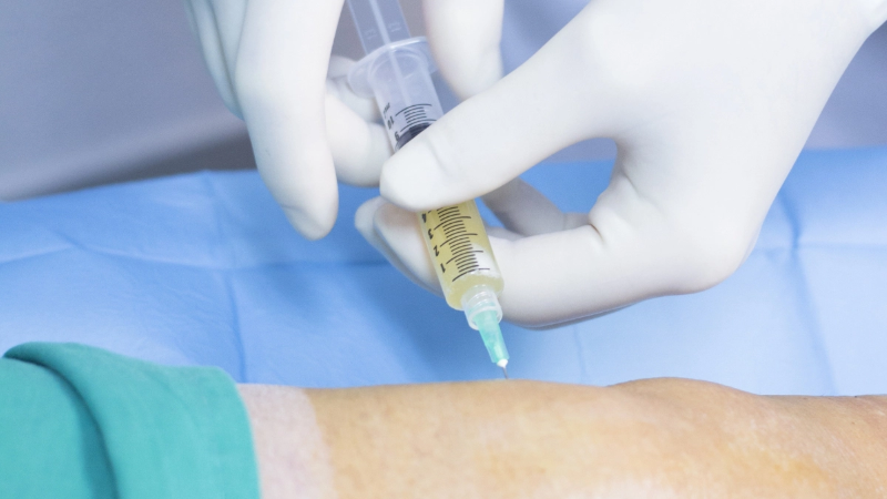 Phương pháp điều trị hoại tử vô khuẩn khớp háng phụ thuộc vào mức độ nghiêm trọng của bệnh lý 