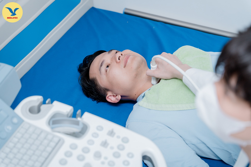 Siêu âm giúp bác sĩ chẩn đoán bệnh tuyến giáp nhanh chóng, chính xác