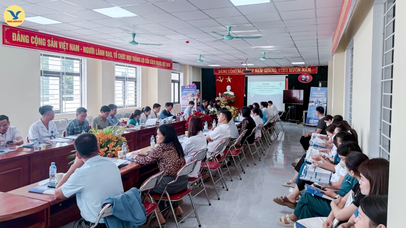 Toàn cảnh hội nghị do Hệ thống Y tế MEDLATEC phối hợp cùng Trung tâm Y tế khu vực Lạc Sơn tổ chức