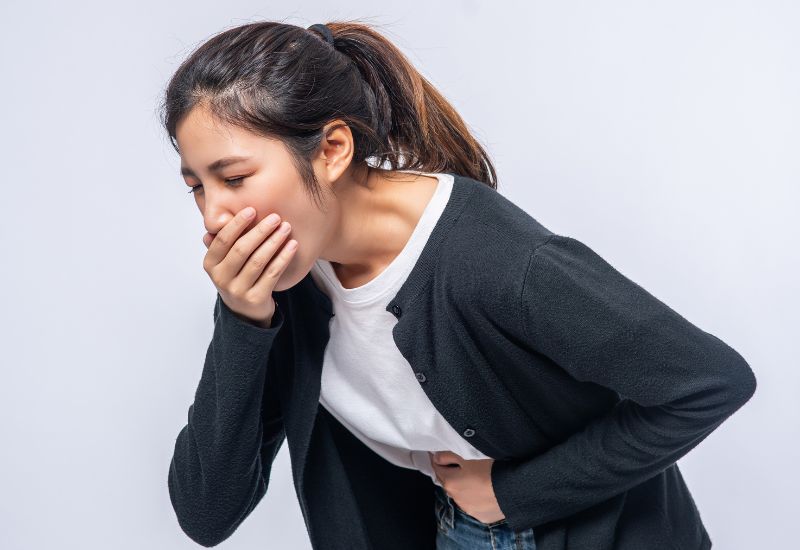 Người bệnh nên đi khám khi xuất hiện dấu hiệu buồn nôn không rõ nguyên nhân