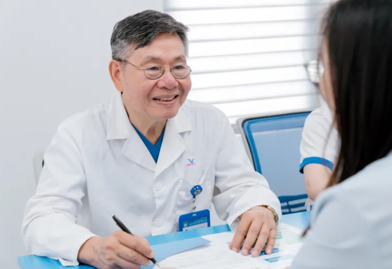 Sau điều trị, bệnh nhân cần được kiểm tra thường xuyên để theo dõi diễn biến bệnh