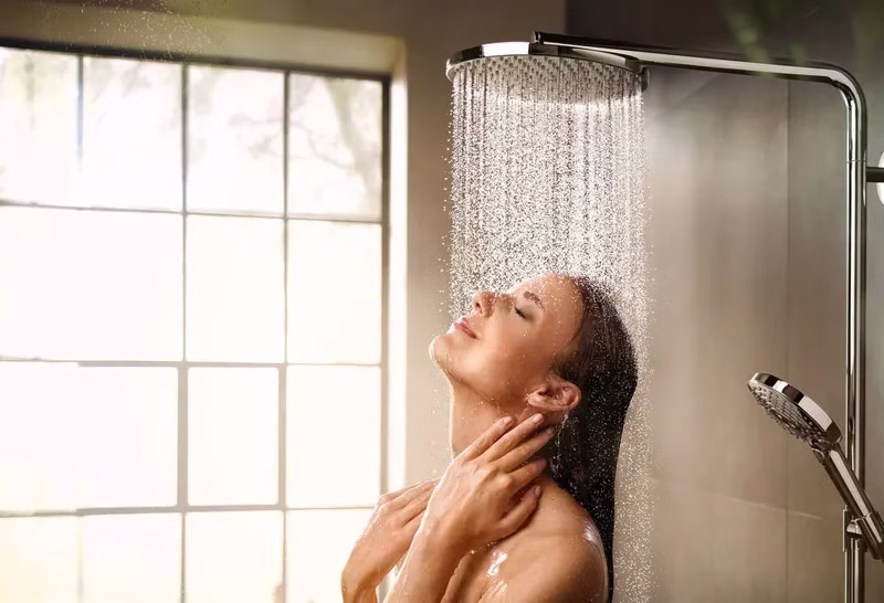 Phụ nữ sau chuyển phôi vẫn được tắm bình thường 