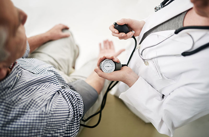 Huyết áp tâm trương thấp có thể gây ra những vấn đề gì liên quan đến sức khỏe?