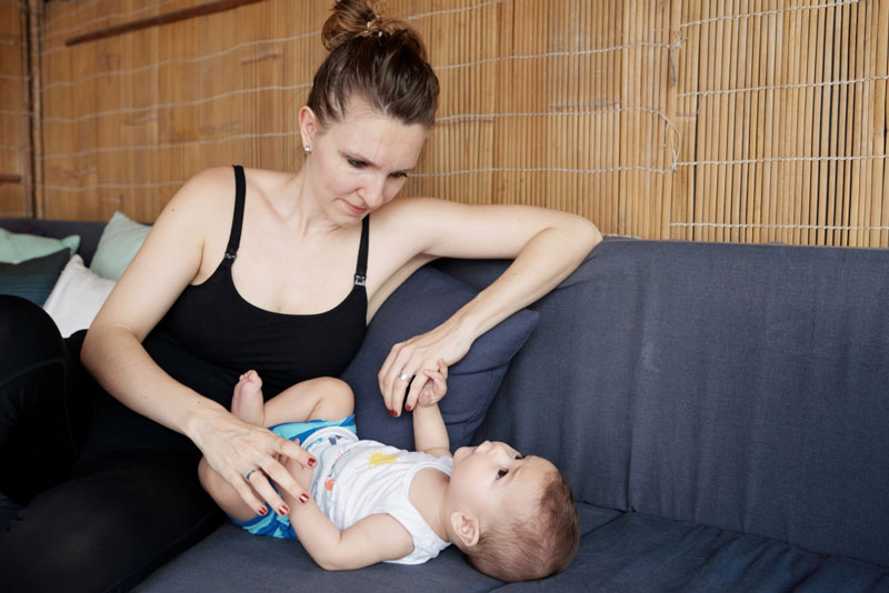 Đi tướt mọc răng hiếm khi dẫn đến biến chứng nguy hiểm nhưng ba mẹ vẫn cần chú ý theo dõi trẻ