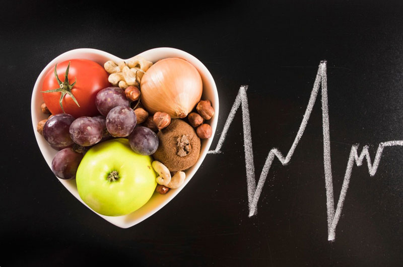 Chế độ ăn uống lành mạnh, ưu tiên bổ sung chất xơ tốt cho người bị cao mỡ máu