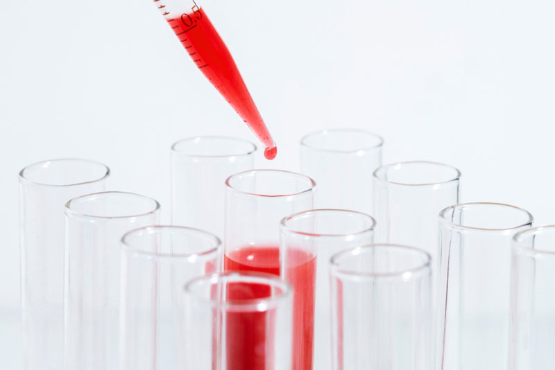 Xét nghiệm máu giúp kiểm tra hormone tuyến thượng thận 