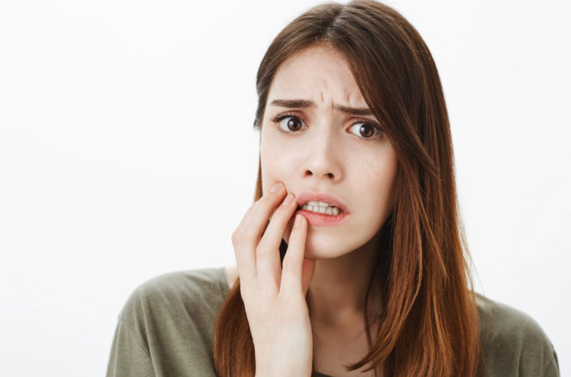 U nhú vảy thường xuất hiện tại vùng lưỡi hoặc vòm miệng