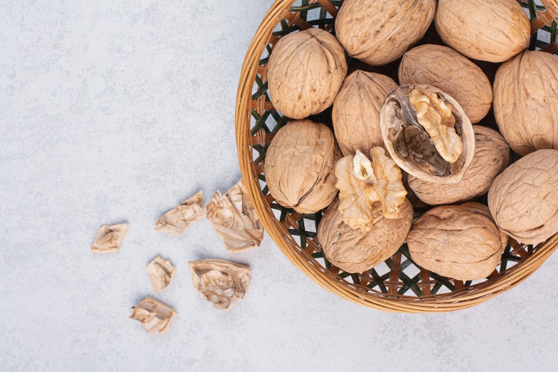 Hạt óc chó tốt cho tim mạch và giúp kiểm soát đường huyết