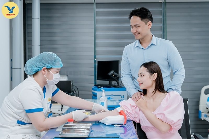 Các xét nghiệm thường quy là một trong những danh mục khám thai được bảo hiểm chi trả