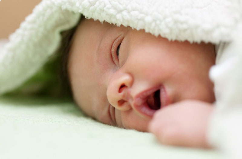 Mụn đầu trắng thường lành tính, không gây hại cho trẻ