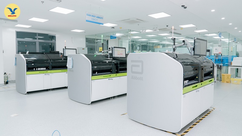 Công nghệ thực hiện và mức độ đầu tư thiết bị y tế của cơ sở xét nghiệm chi phối giá xét nghiệm