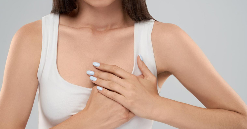 Triệu chứng đau đầu vú khi chạm vào có thể cảnh báo các bệnh lý tuyến vú 