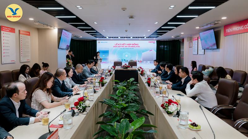 Toàn cảnh buổi lễ ký kết