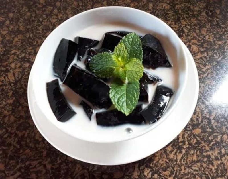 Thạch đen cốt dừa món ăn thơm ngon được nhiều người ưa chuộng