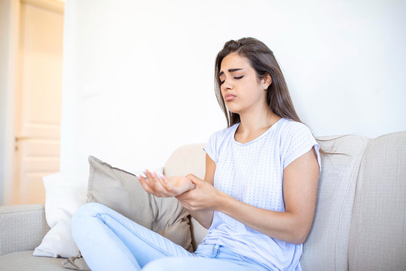 Phần lớn người bệnh đều cảm thấy đau rát tại vị trí dây thần kinh bị viêm