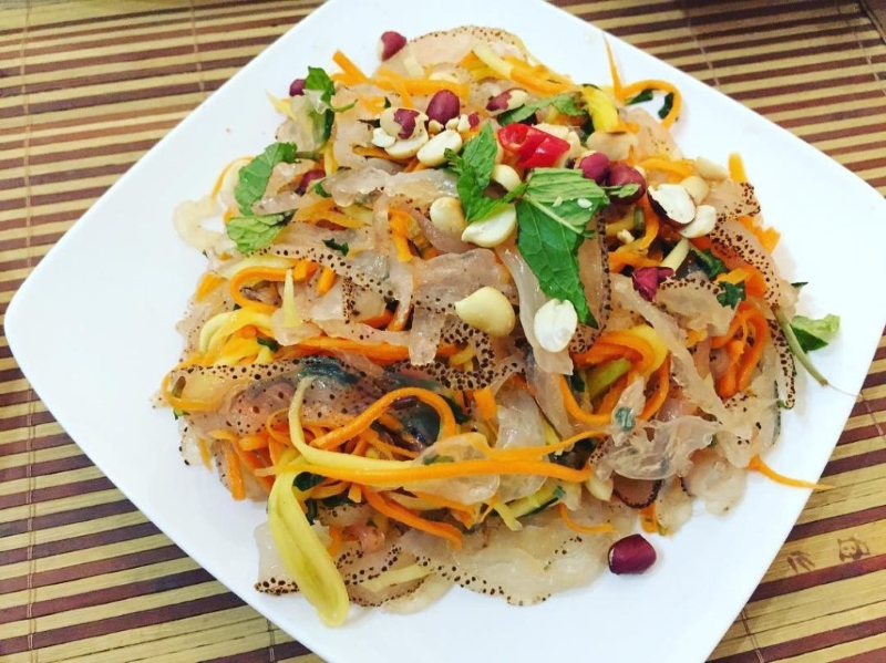 Mẹ bầu chỉ nên ăn sứa đã được chế biến kỹ, đảm bảo an toàn thực phẩm 