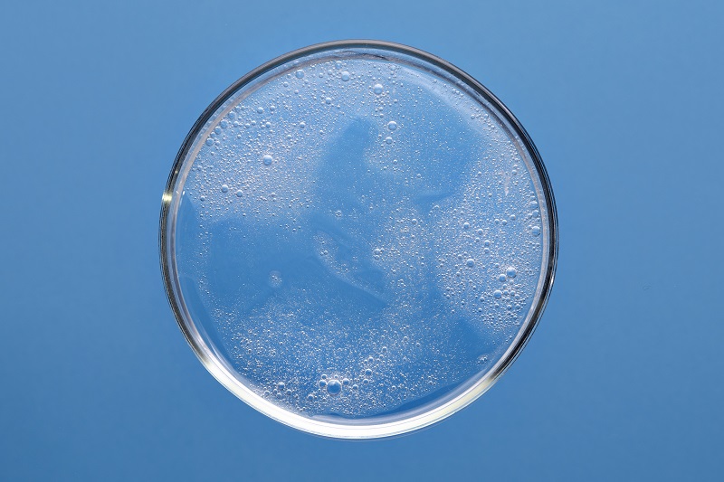 Không thể kiểm tra tinh trùng bằng mắt thường nhưng có thể phát hiện tinh dịch bất thường 