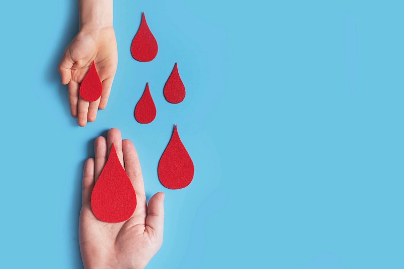 Khi người bệnh máu khó đông chảy máu mạnh, có cách nào để ngăn máu không tiếp tục chảy?
