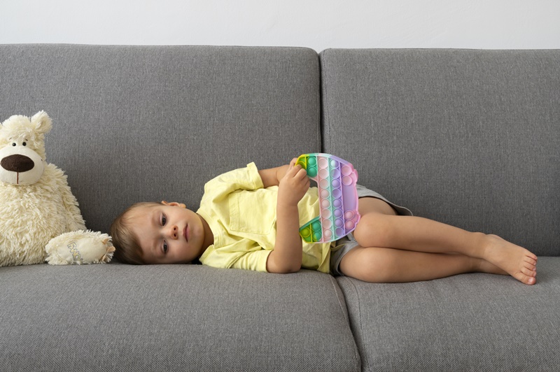 Mẹ nên đưa trẻ đi khám khi con có biểu hiện chán ăn, mệt mỏi