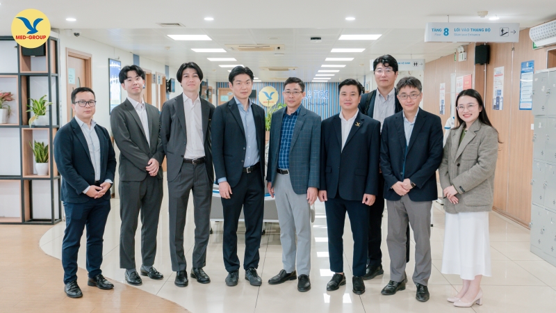 Đoàn công tác Tập đoàn Sumitomo thăm quan cơ sở vật chất Phòng khám Đa khoa MEDLATEC Tây Hồ