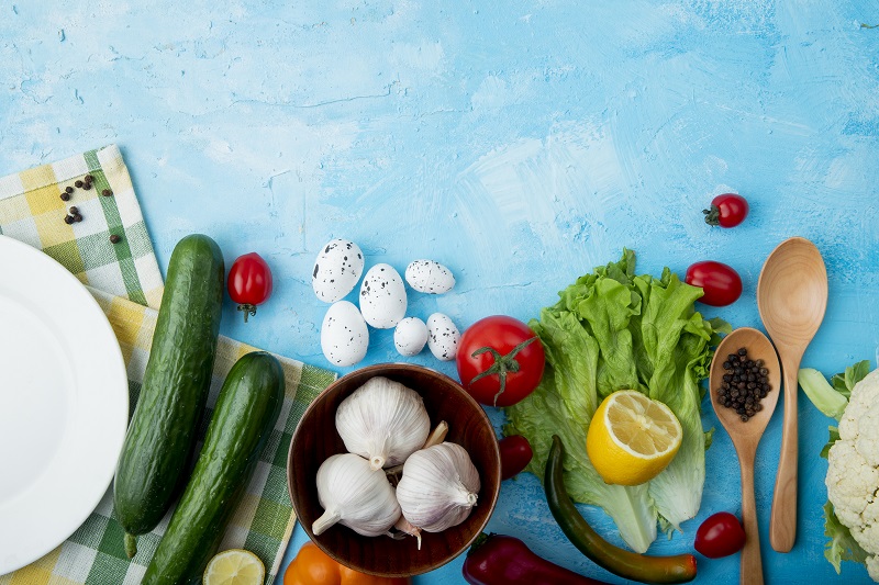 Chế độ dinh dưỡng hợp lý góp phần hỗ trợ vết thương sau đốt sùi mào gà nhanh hồi phục.