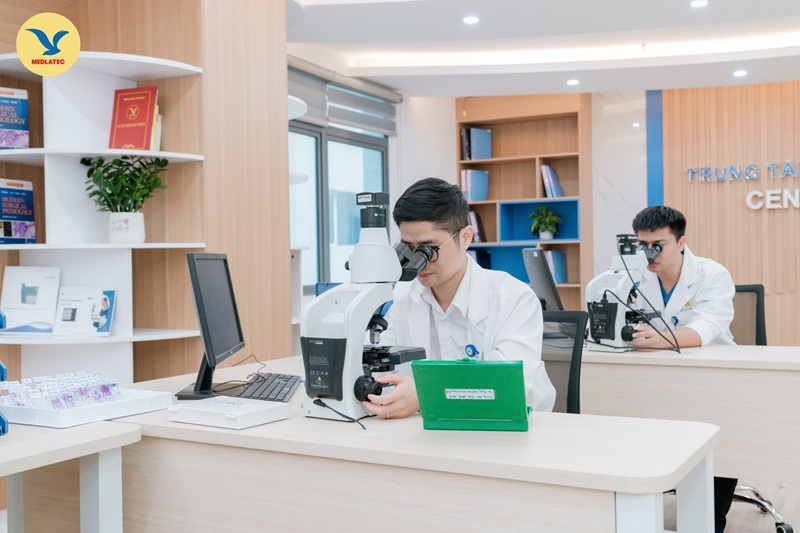 Giải phẫu bệnh là “tiêu chuẩn vàng” trong chẩn đoán các bệnh lý về ung thư