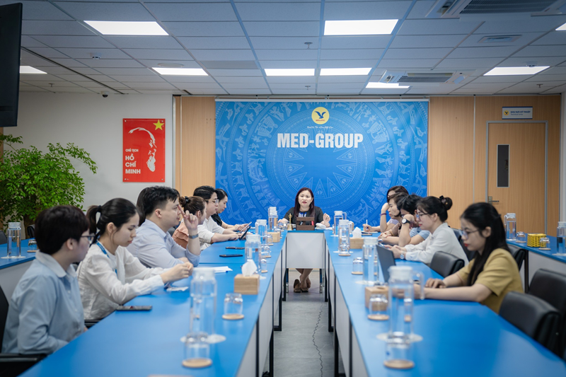 Phó Tổng Giám đốc chủ trì cuộc họp giao ban tại hệ thống  