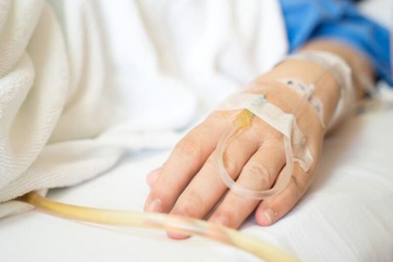 Việc truyền đạm cần được bác sĩ chỉ định và theo dõi chặt chẽ để đảm bảo an toàn