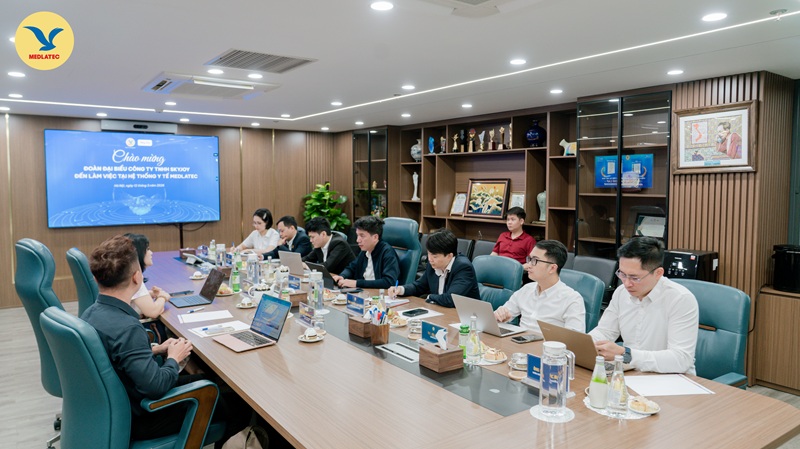 Quang cảnh buổi làm việc giữa Hệ thống Y tế MEDLATEC và Công ty TNHH SkyJoy