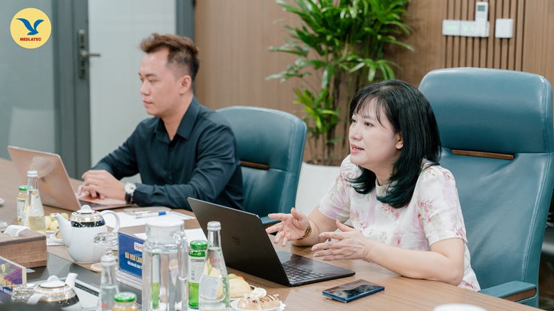 Đoàn công tác của SkyJoy đến làm việc tại MEDLATEC