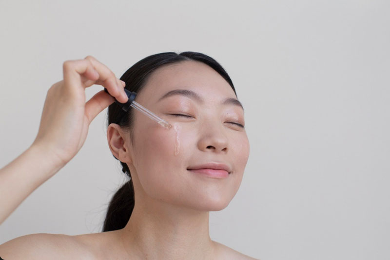 Vitamin B5 củng cố lớp màng lipid, phục hồi hàng rào bảo vệ da