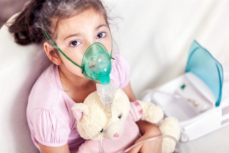 Trẻ bị viêm hô hấp trên có triệu chứng gì?