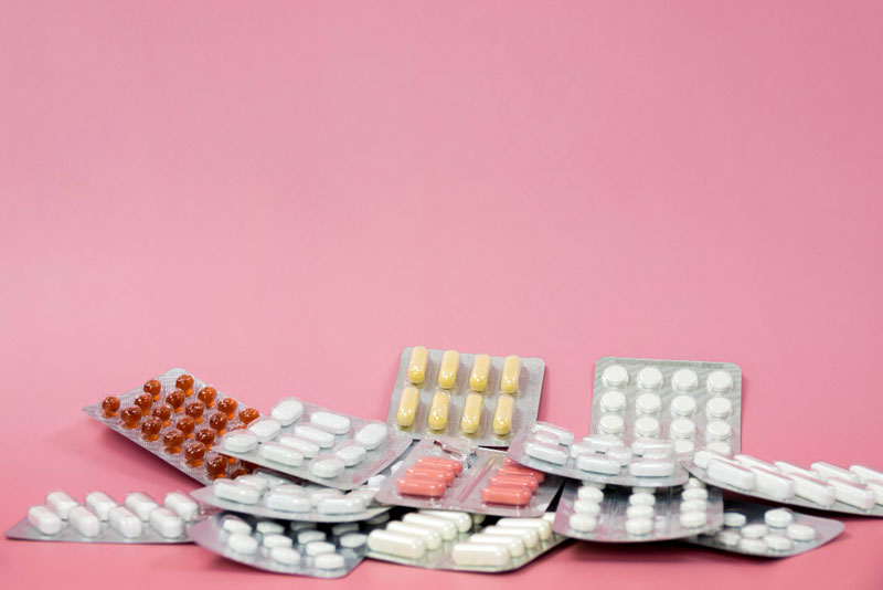 Việc kết hợp thuốc không đúng cách có thể làm tăng tác dụng phụ