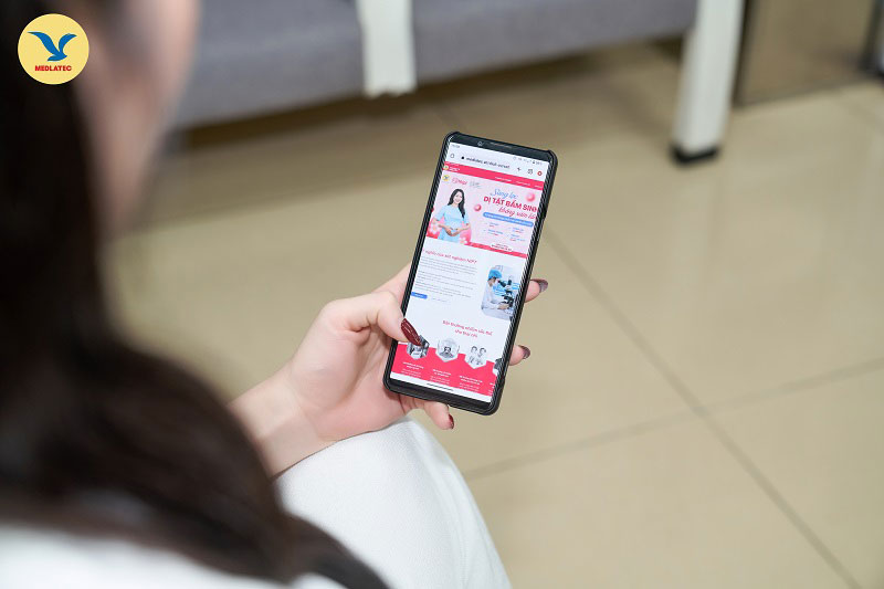 Nếu các triệu chứng ốm nghén có xu hướng kéo dài, ảnh hưởng tiêu cực đến sức khỏe, chị em hãy đi khám tại cơ sở y tế uy tín