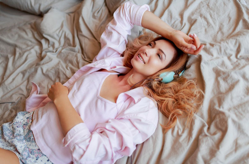 Tư thế nằm ngủ sau chuyển phôi tùy thuộc vào từng giai đoạn