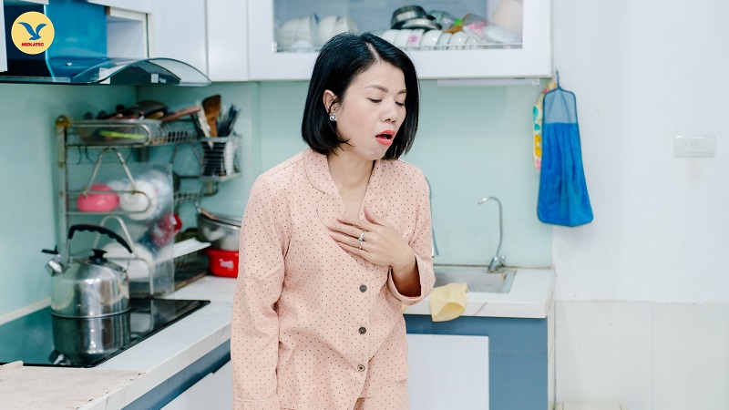 Ceftibuten có thể được dùng trong điều trị viêm họng, viêm amidan 