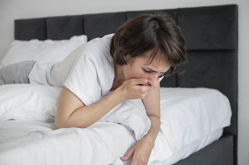 Ceftibuten có thể gây một số tác dụng phụ như tiêu chảy, buồn nôn hoặc phát ban.