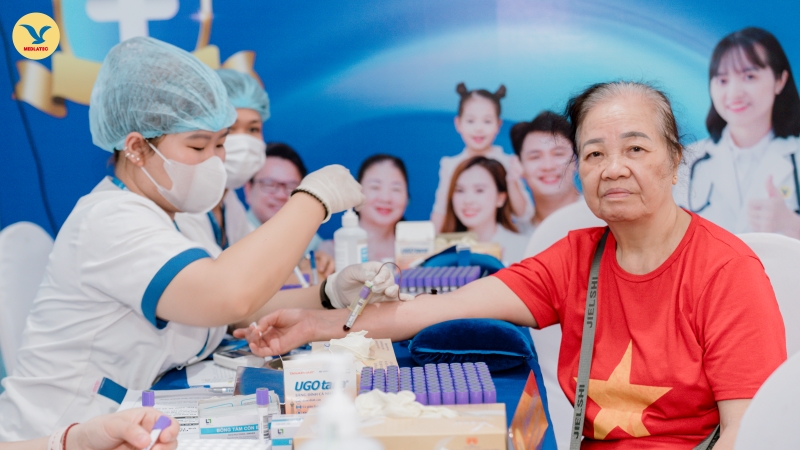 Người dân bày tỏ sự hài lòng đối với chất lượng chuyên môn và dịch vụ của MEDLATEC