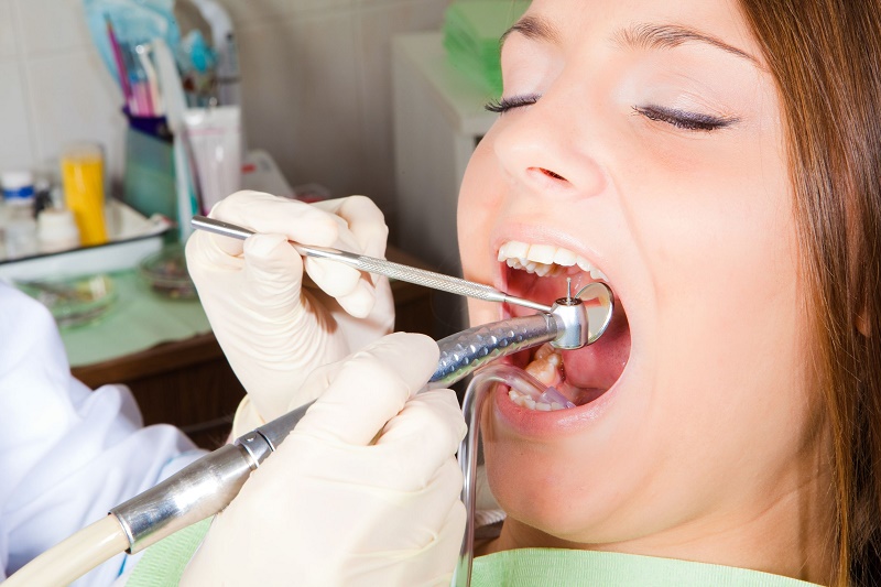 Triệu chứng của áp xe răng là gì?
